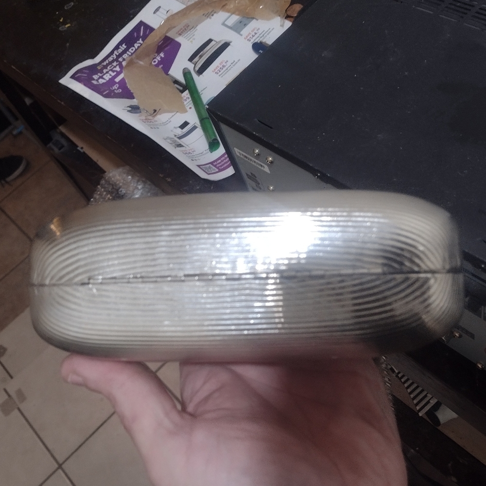 Walborg Clamshell - image 5